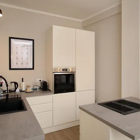 Federica Flat - Metro Monte Grappa & Parco Tesoriera Apartamento