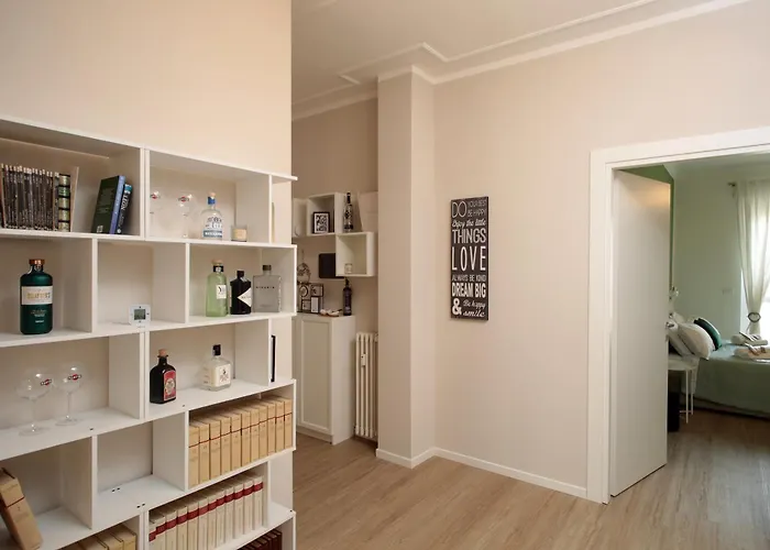 Federica Flat - Metro Monte Grappa & Parco Tesoriera Апартаменты *